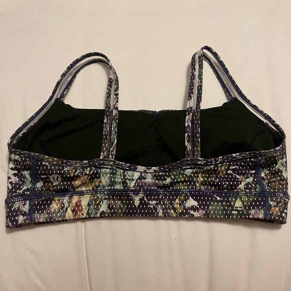 Lululemon Straight Up Bra - Picture 4 of 5